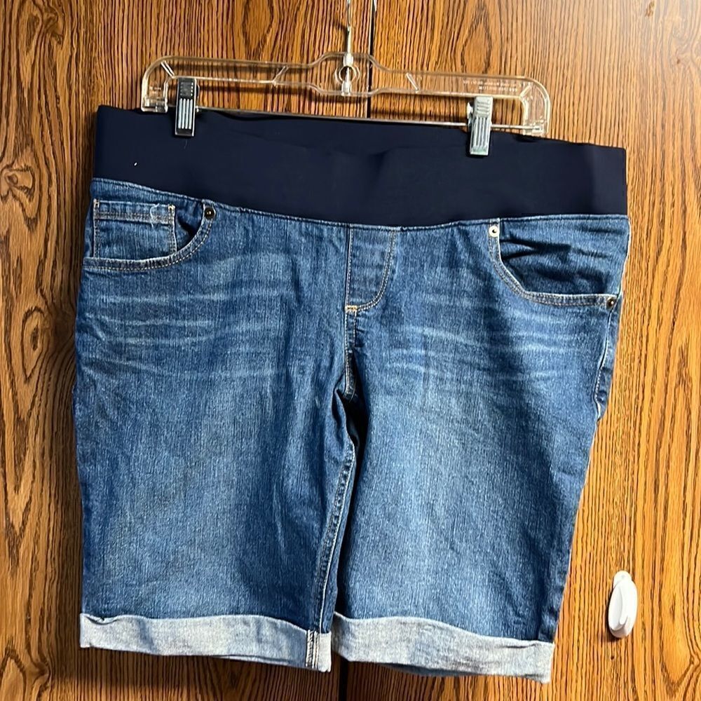 🔥5/20🔥 Great Expectations Denim Maternity Shorts Sz L 12/14